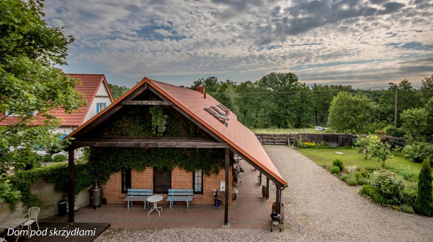Bed and Breakfast Dom Pod Skrzydlami Gawliki Wielkie Esterno foto