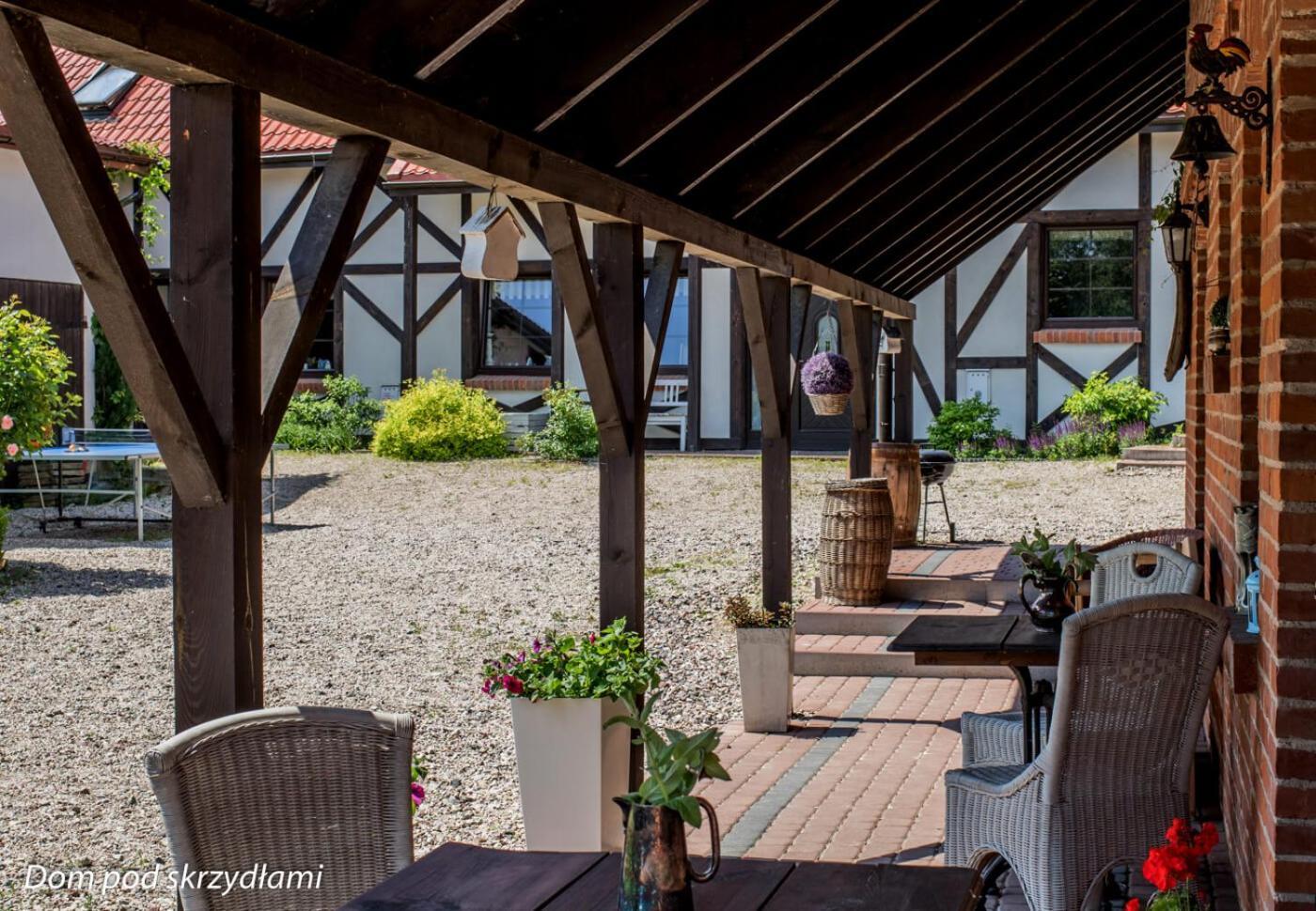 Bed and Breakfast Dom Pod Skrzydlami Gawliki Wielkie Esterno foto