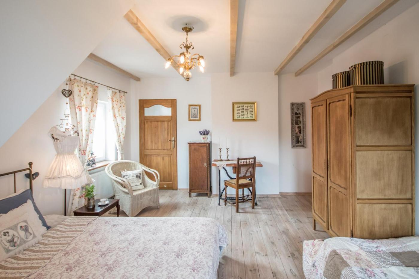 Bed and Breakfast Dom Pod Skrzydlami Gawliki Wielkie Esterno foto